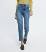 Ankle length straight jeans for women