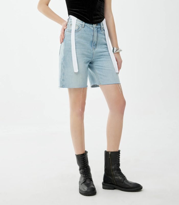 Relaxed fit denim shorts