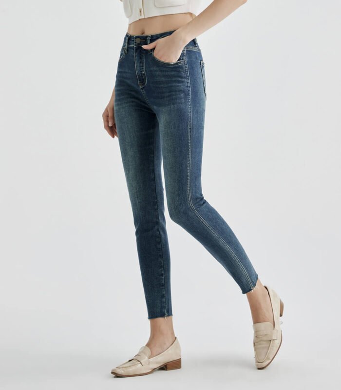 Cropped skinny jeans for women