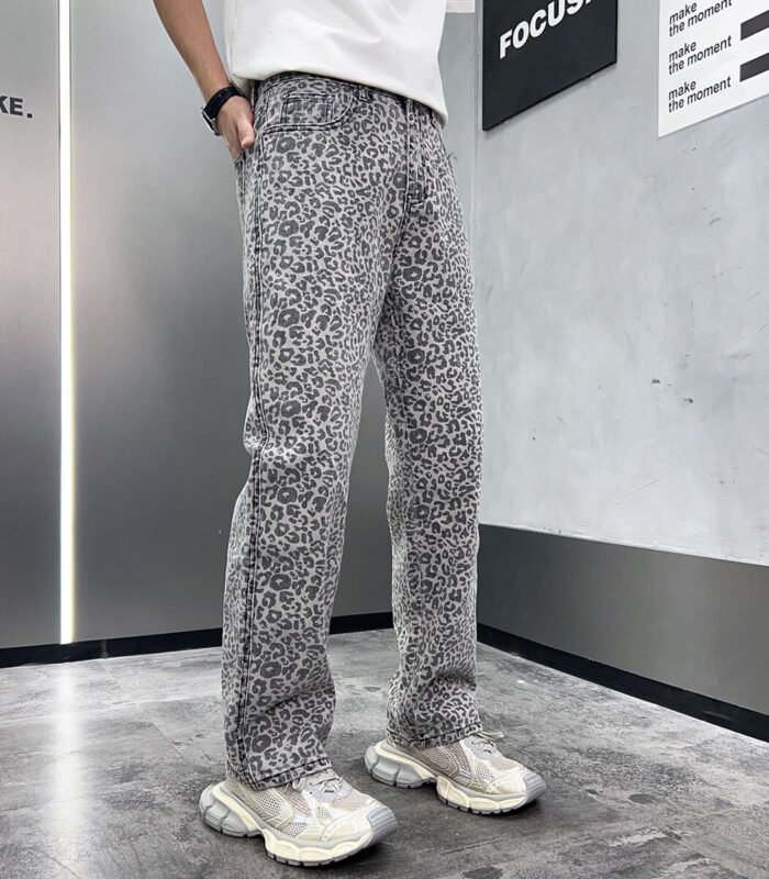 Lepoard printed jean trousers